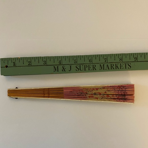 VINTAGE FOLDING HAND FAN Made in JAPAN - Picture 12 of 16